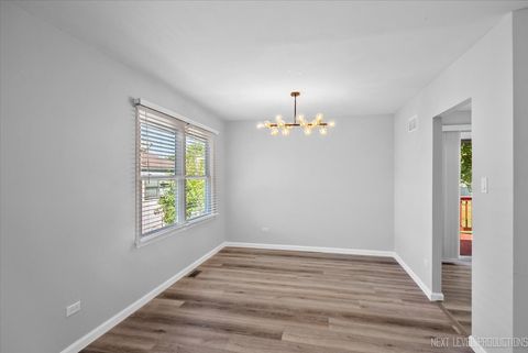 Tiny photo for 550 Piccadilly Lane, Bolingbrook, IL 60440 (MLS # 12505382)