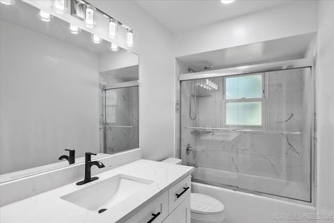 Tiny photo for 550 Piccadilly Lane, Bolingbrook, IL 60440 (MLS # 12505382)