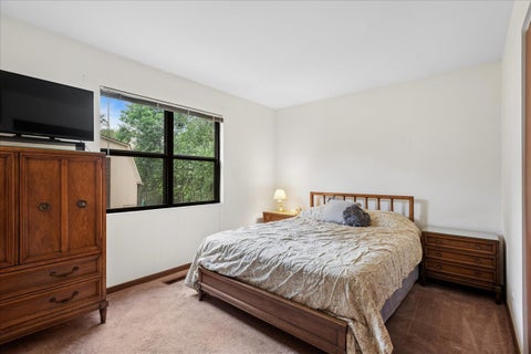 Tiny photo for 1255 John Drive, Hoffman Estates, IL 60169 (MLS # 12737128)