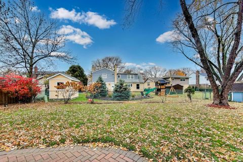 Tiny photo for Arlington Heights, IL 60005 (MLS # 12518524)