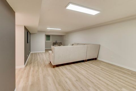 Tiny photo for Arlington Heights, IL 60005 (MLS # 12518524)