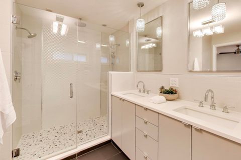 Tiny photo for Arlington Heights, IL 60005 (MLS # 12518524)