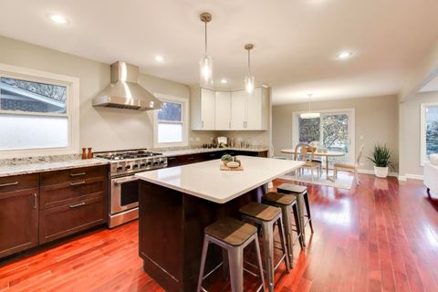 Tiny photo for Arlington Heights, IL 60005 (MLS # 12518524)