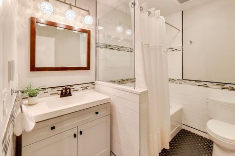 Tiny photo for Arlington Heights, IL 60005 (MLS # 12518524)