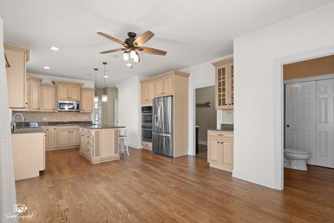 Tiny photo for 16432 S Harmon Lane, Plainfield, IL 60586 (MLS # 12495000)