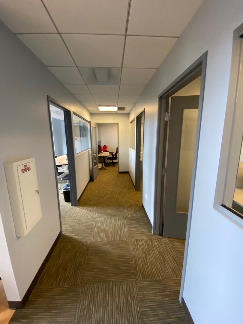 111 N Wabash Avenue 712
