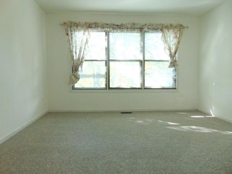 Tiny photo for 858 N Auburn Woods Drive, Palatine, IL 60067 (MLS # 12491773)