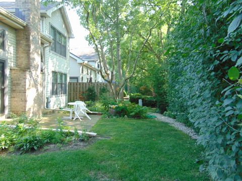 Tiny photo for 858 N Auburn Woods Drive, Palatine, IL 60067 (MLS # 12491773)
