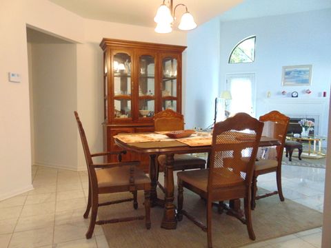 Tiny photo for 858 N Auburn Woods Drive, Palatine, IL 60067 (MLS # 12491773)