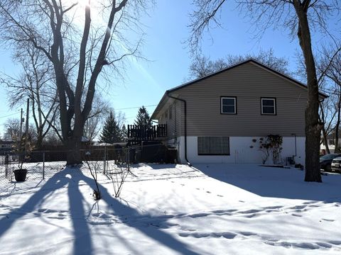 Tiny photo for 543 Ridge Circle, Streamwood, IL 60107 (MLS # 12558602)