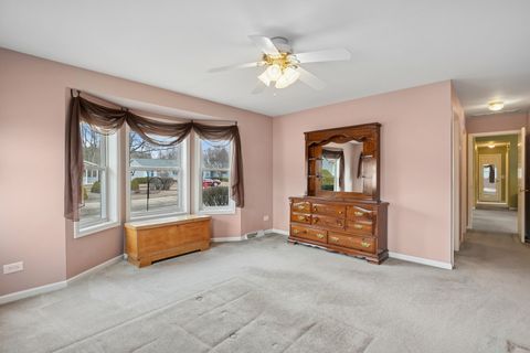 Tiny photo for 2611 Maywood Court, Grayslake, IL 60030 (MLS # 12564395)