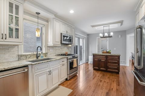 Tiny photo for 4647 N Thatcher Avenue, Norridge, IL 60706 (MLS # 12588340)