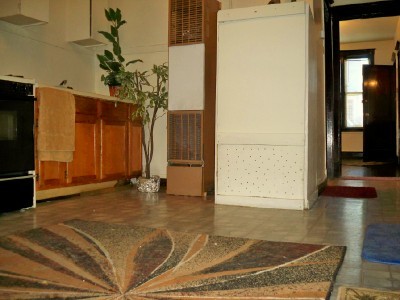 5243 S MAPLEWOOD Avenue