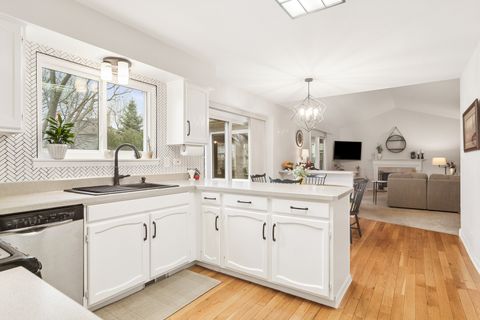 Tiny photo for 1172 Hummingbird Lane, Grayslake, IL 60030 (MLS # 12606715)