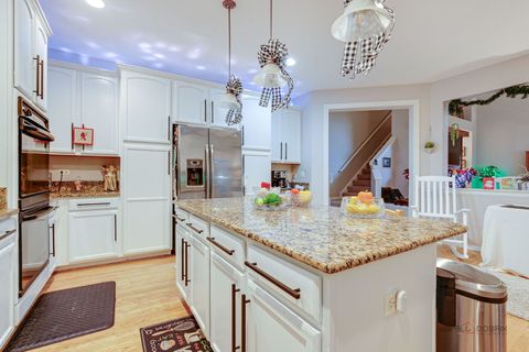 Tiny photo for 7449 Brentwood Lane, Gurnee, IL 60031 (MLS # 12483758)