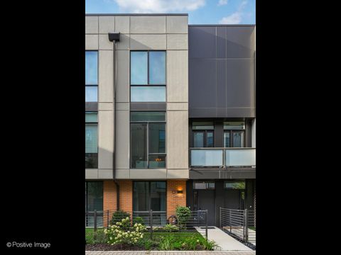 Photo of 1904 N Campbell Avenue #C, Chicago, IL 60647 (MLS # 12478586)