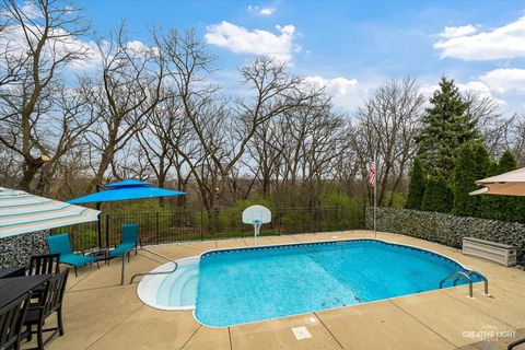 Tiny photo for 313 Bayberry Drive, Algonquin, IL 60102 (MLS # 12584823)