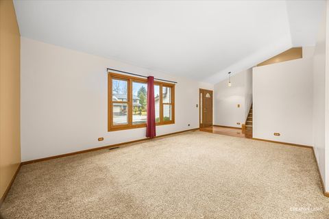 Tiny photo for 313 Bayberry Drive, Algonquin, IL 60102 (MLS # 12584823)