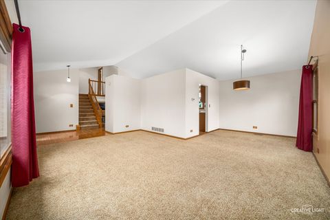 Tiny photo for 313 Bayberry Drive, Algonquin, IL 60102 (MLS # 12584823)