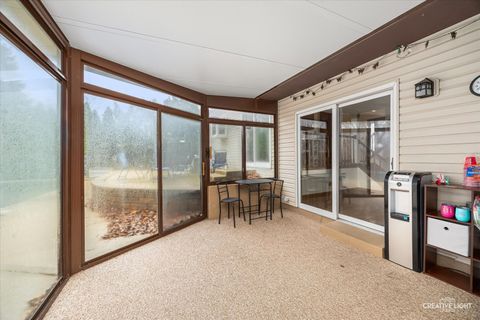 Tiny photo for 313 Bayberry Drive, Algonquin, IL 60102 (MLS # 12584823)