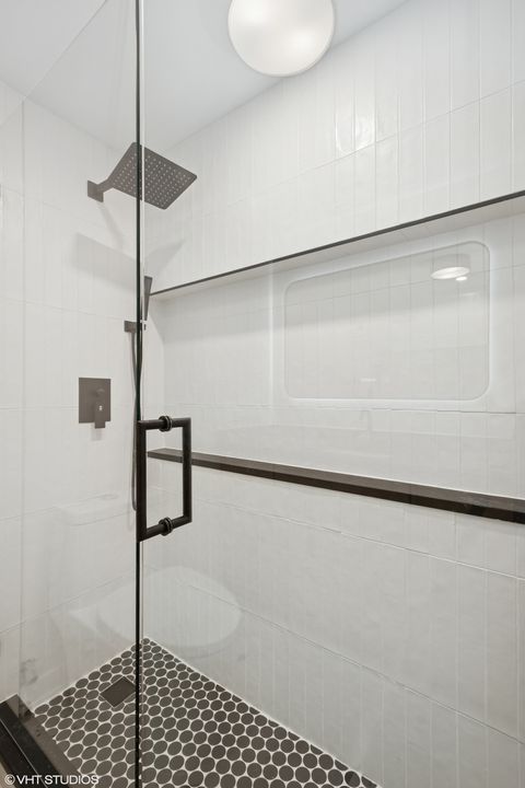 Tiny photo for 1560 N Sandburg Terrace #411J, Chicago, IL 60610 (MLS # 12487963)