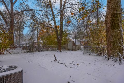 A home in Hazel Crest