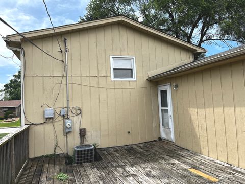 Tiny photo for 16101 DEBRA Drive, Oak Forest, IL 60452 (MLS # 12428205)