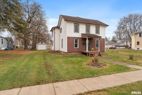 Photo of 315 W LOCUST Street, Cambridge, IL 61238 (MLS # QC4269673)
