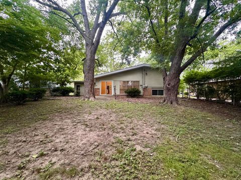 Tiny photo for 129 Warwick Street, Park Forest, IL 60466 (MLS # 12503640)