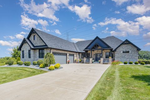 Photo of 20665 Grand Haven Drive, Frankfort, IL 60423 (MLS # 12486128)