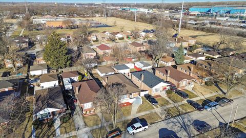 Tiny photo for 13620 S Atlantic Avenue, Riverdale, IL 60827 (MLS # 12382692)