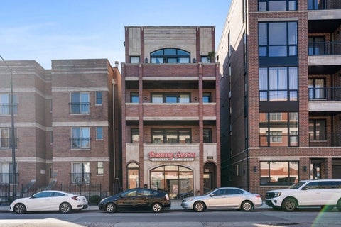 Photo of 2463 W FOSTER Avenue #2, Chicago, IL 60625 (MLS # 12761839)