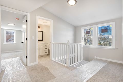 Tiny photo for 102 W Potomac Avenue, Lombard, IL 60148 (MLS # 12540439)