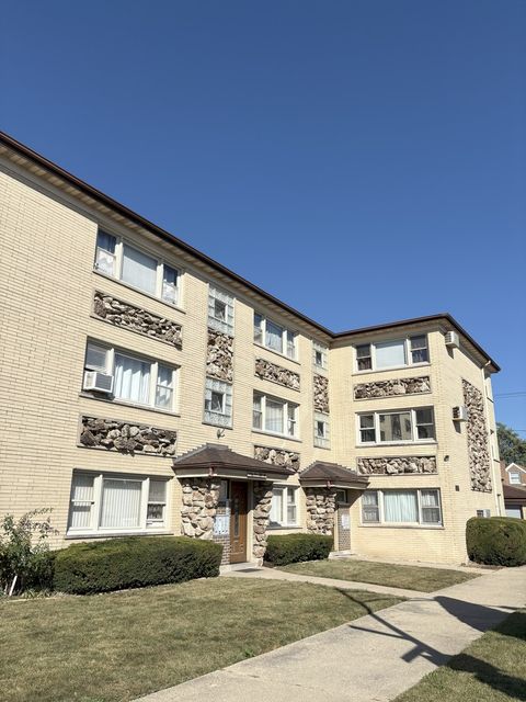 6556 W Barry Avenue E Chicago IL 60634