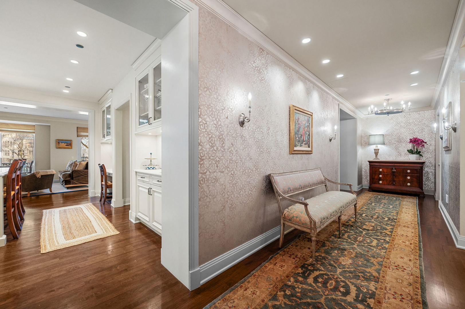 840 N Lake Shore Drive 203