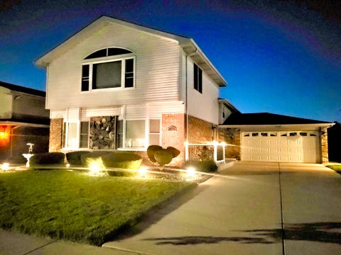 Photo of 16967 82nd Avenue, Tinley Park, IL 60477 (MLS # 12690451)