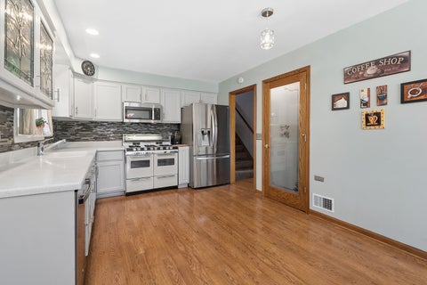 Tiny photo for 16967 82nd Avenue, Tinley Park, IL 60477 (MLS # 12690451)