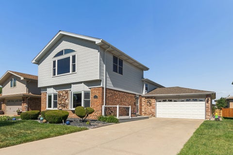 Tiny photo for 16967 82nd Avenue, Tinley Park, IL 60477 (MLS # 12690451)