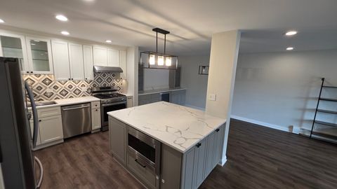 Tiny photo for 6800 N california Avenue #2M, Chicago, IL 60645 (MLS # 12499081)