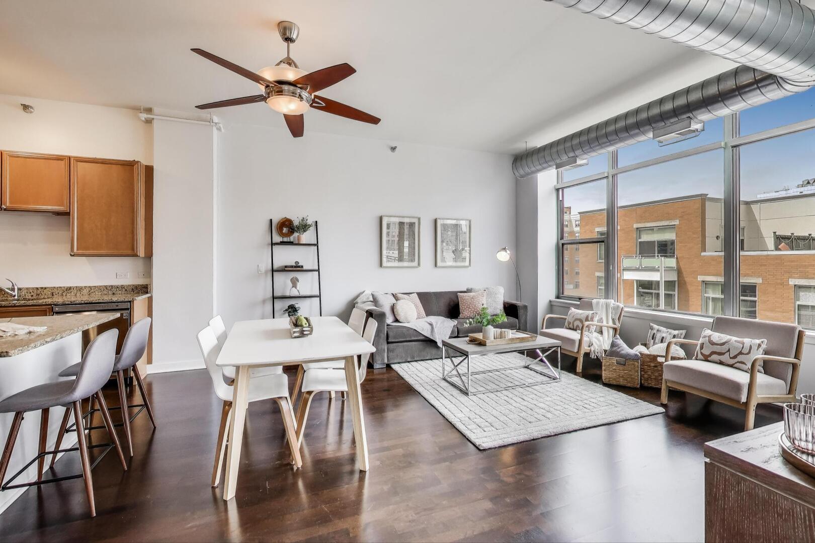 901 W Madison Street 609