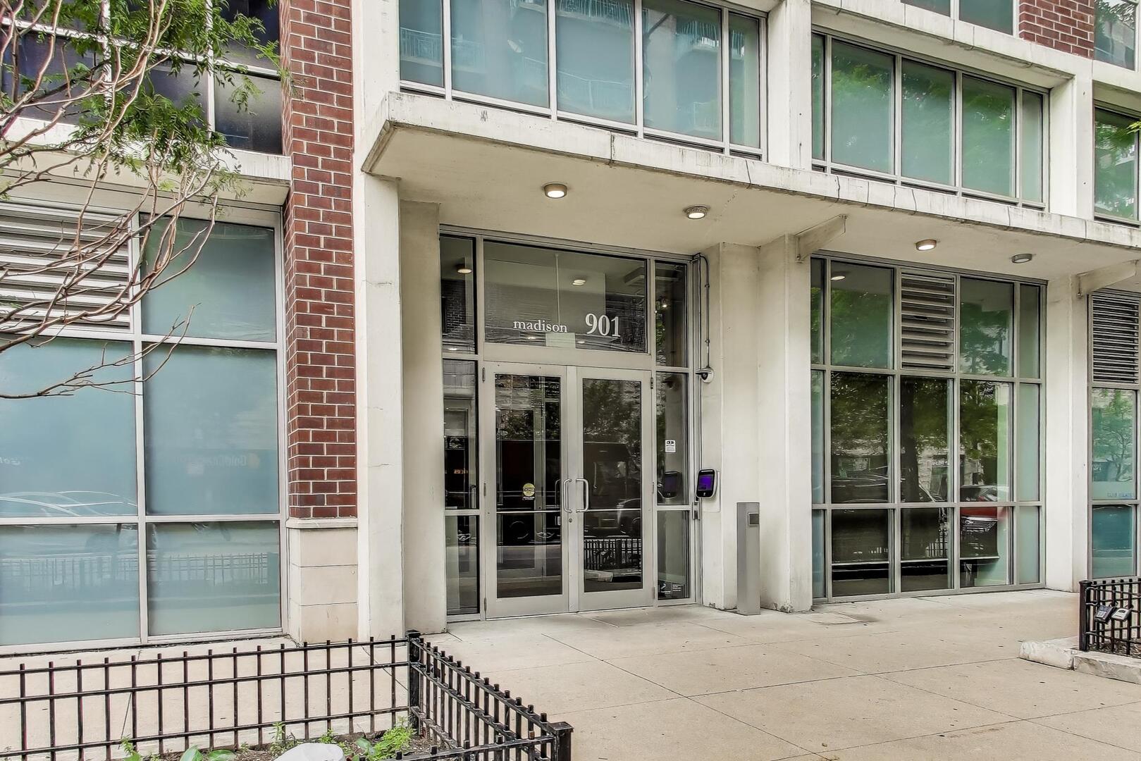 901 W Madison Street 609