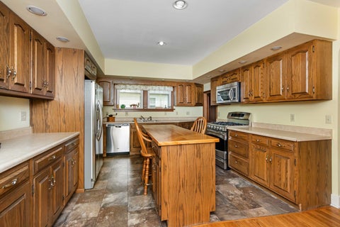 Tiny photo for 301 S Oak Street, Pontiac, IL 61764 (MLS # 12726952)