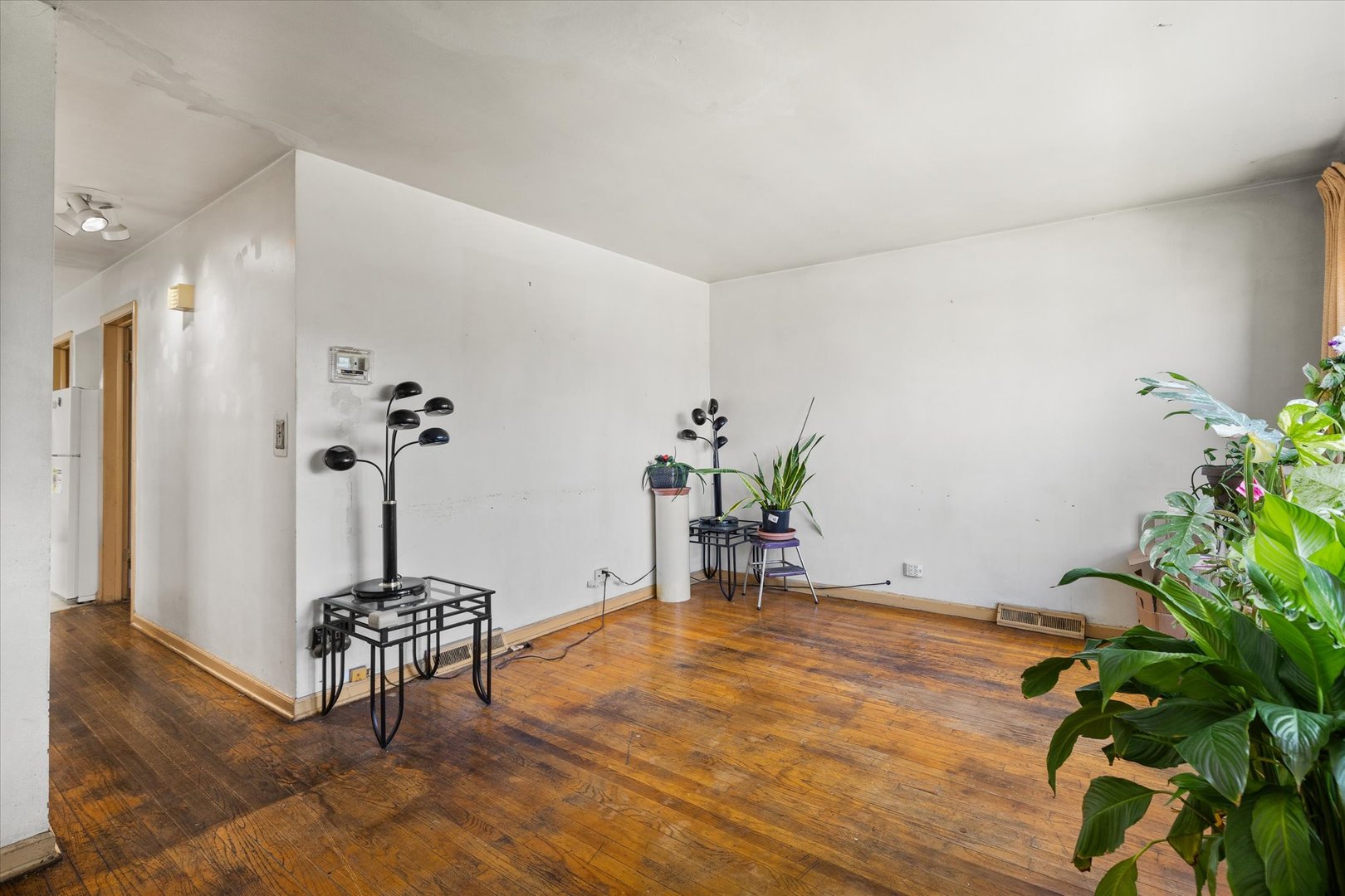 905 N Harding Avenue