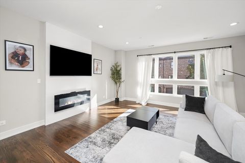 Tiny photo for 2342 N 74th Court, Elmwood Park, IL 60707 (MLS # 12501319)