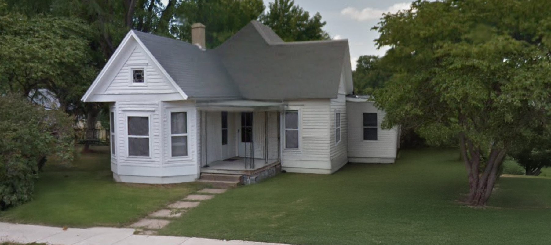718 Superior Street