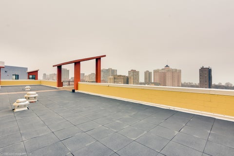 Tiny photo for 1122 W Catalpa Avenue #402, Chicago, IL 60640 (MLS # 12764190)