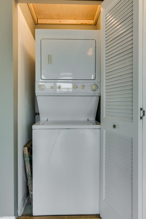 Tiny photo for 1122 W Catalpa Avenue #402, Chicago, IL 60640 (MLS # 12764190)