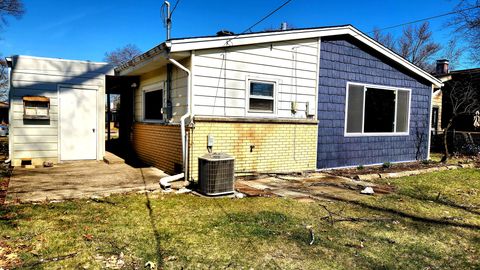 Tiny photo for 17322 Forestway Drive, East Hazel Crest, IL 60429 (MLS # 12585836)