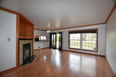 Tiny photo for 4475 Olmstead Drive, Hoffman Estates, IL 60192 (MLS # 12575590)