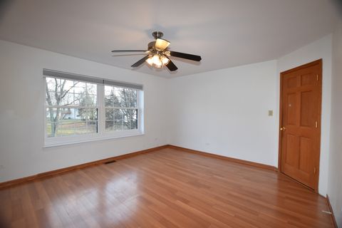 Tiny photo for 4475 Olmstead Drive, Hoffman Estates, IL 60192 (MLS # 12575590)